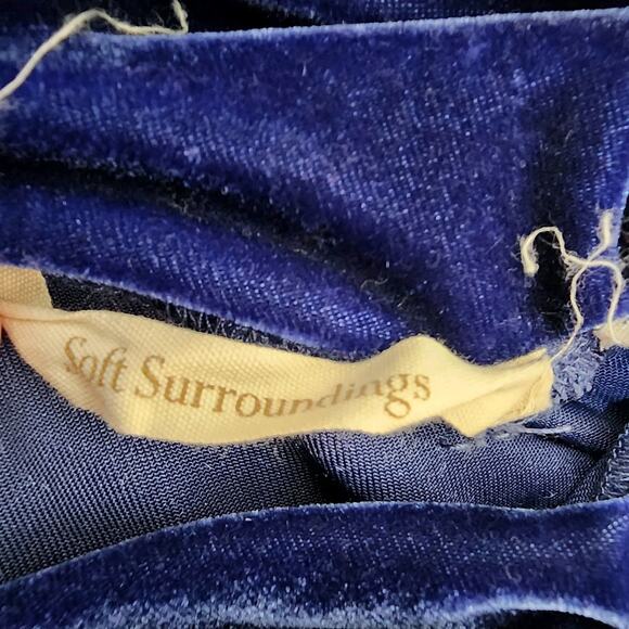 Soft Surroundings Tunic Top Sz PM Stretch Velvet Turtleneck Long Sleeve Blue Zip - Picture 7 of 9